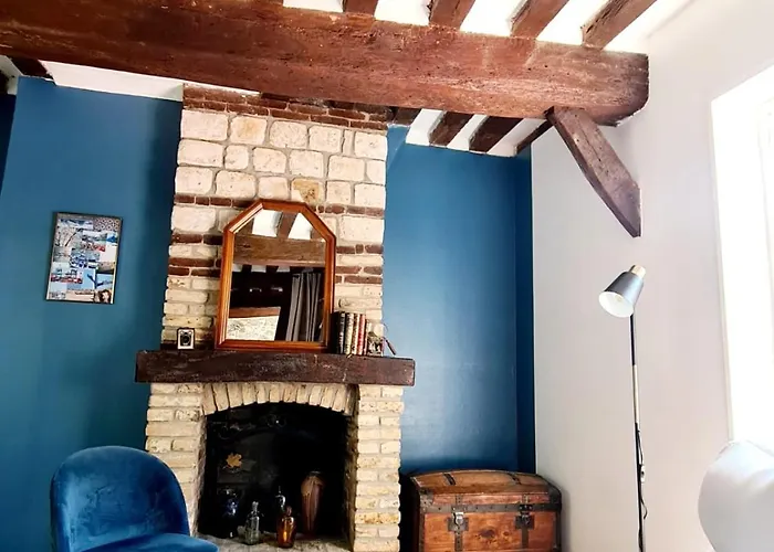 Beau 2 Pieces Charme Et Confort Apartment